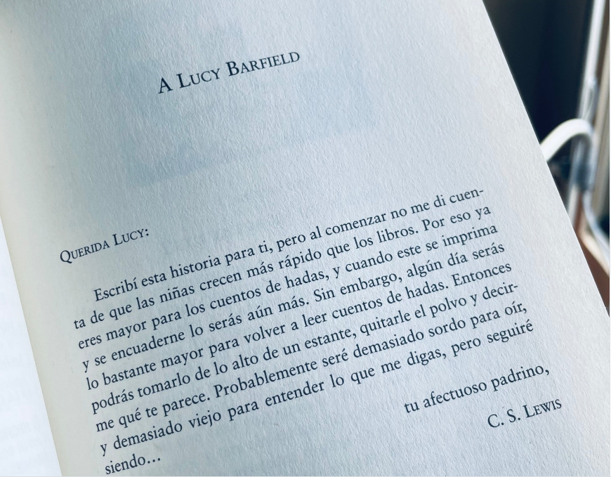 Una de las dedicatorias más hermosas de la literatura: La que escribió C.S. Lewis en "Narnia" a su ahijada Lucy Barfield.