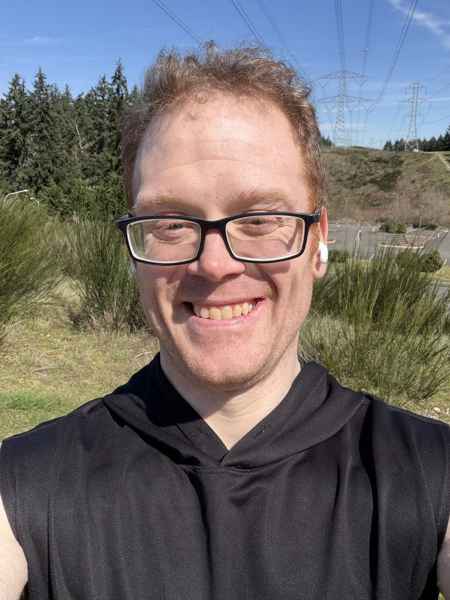 iamleifjohnson's tweet image. Howdy 👋 I’m Leif and I’m Loof Nutrition! Come visit my channel and let me help
You with your fitness goals for 2026!

Tomorrow is a liar! 🤥 do believe not the lies! #walking #activelifestyle #positivity #weightloss 
youtu.be/d6El_U243Z4