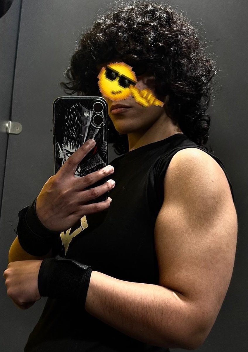 Готический король tweet media