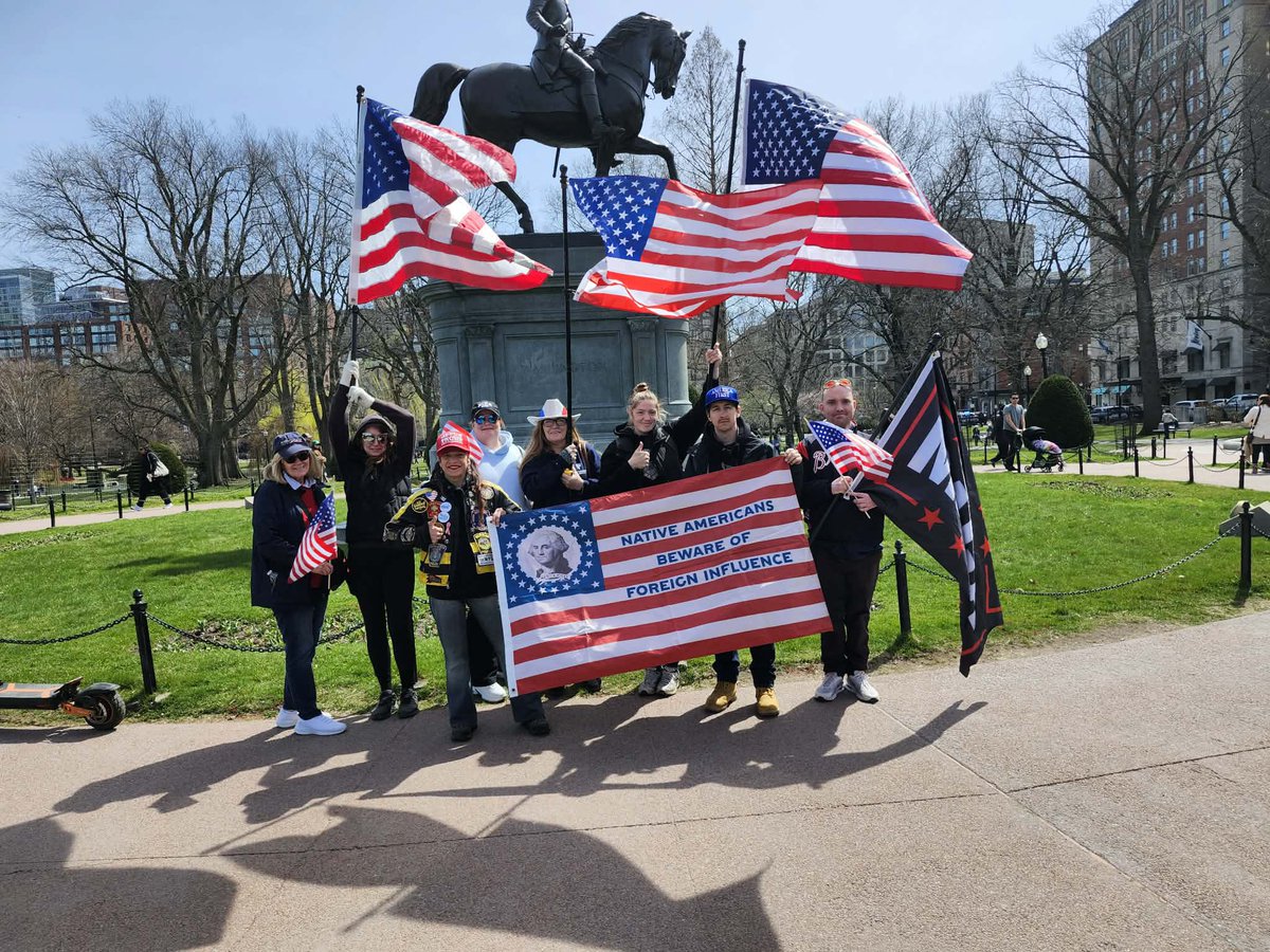 newengnextgen's tweet photo. BOSTON FLAG RUN! Thank you President Trump! USA ! 🇺🇸 

@POTUS @JDVance @tpusastudents @TPUSA 🇺🇸🇺🇸🇺🇸🇺🇸 https://t.co/goQroV6LO4