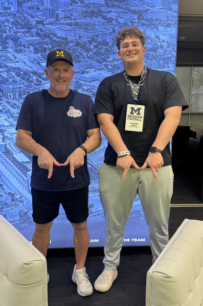 JacksonRoper_CO's tweet image. I really enjoyed my first visit to Ann Arbor.  It was great to reconnect with @UMFBCoachWhitt and @coachjharding.  

@UMichFootball is in great hands!  #GoBlue 

@SixZeroAcademy @ProspexMedia @Coachcliff904 @JohnGarcia_Jr @ethanmmcdowell @TheWolverineOn3 @ZachLibby_ @MaizenBrew