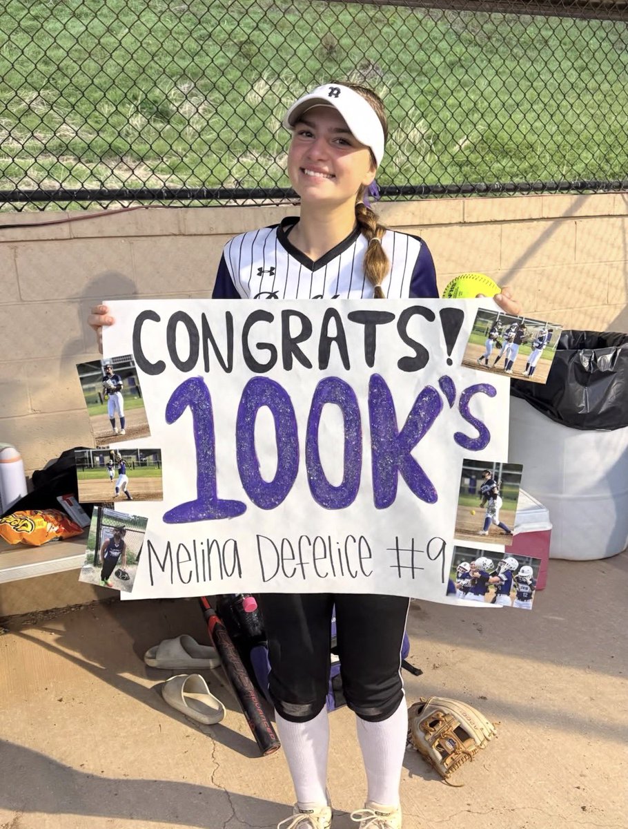 Melina DeFelice tweet media