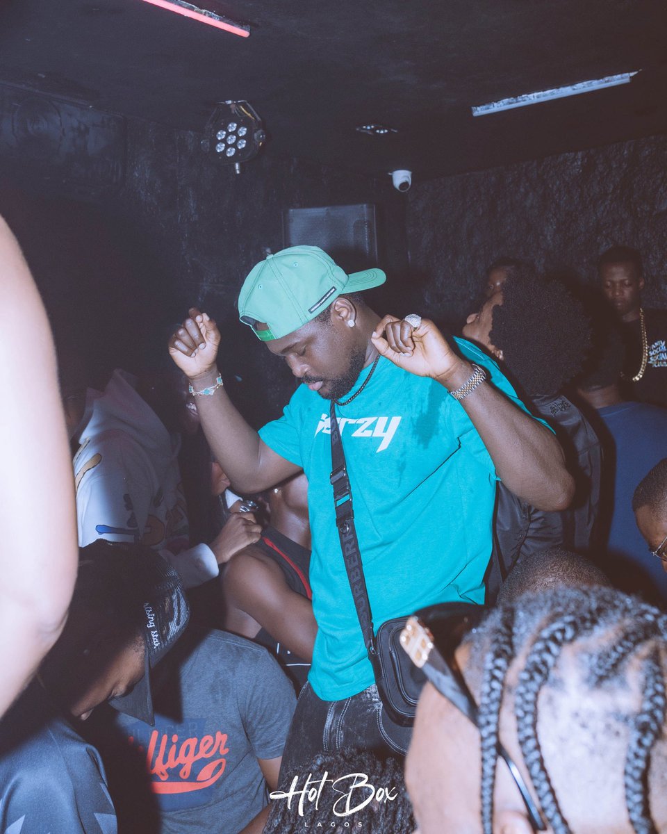 olapixels's tweet photo. HOTBOX LAGOS • 2024
Photos by @olapixels
#nightlifecandids #olapixels #lagosnightlife #lagosevents #viral https://t.co/F5cqKbIpj5