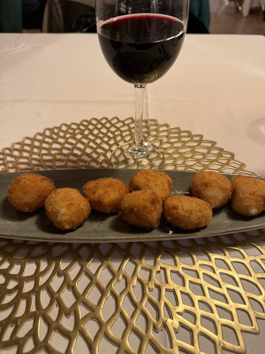 Ryoko Aoki 青木涼子（能声楽家） tweet media