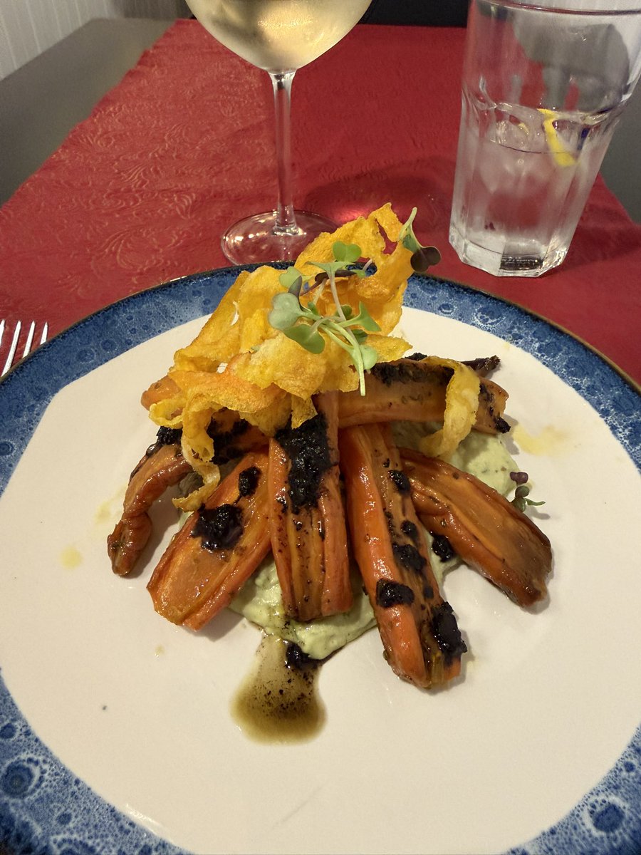 Ryoko Aoki 青木涼子（能声楽家） tweet media