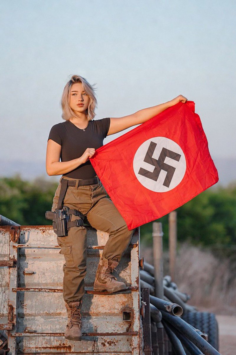 Johnathan ☭ tweet media