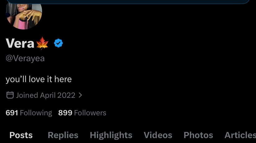 Vera🍁 tweet media