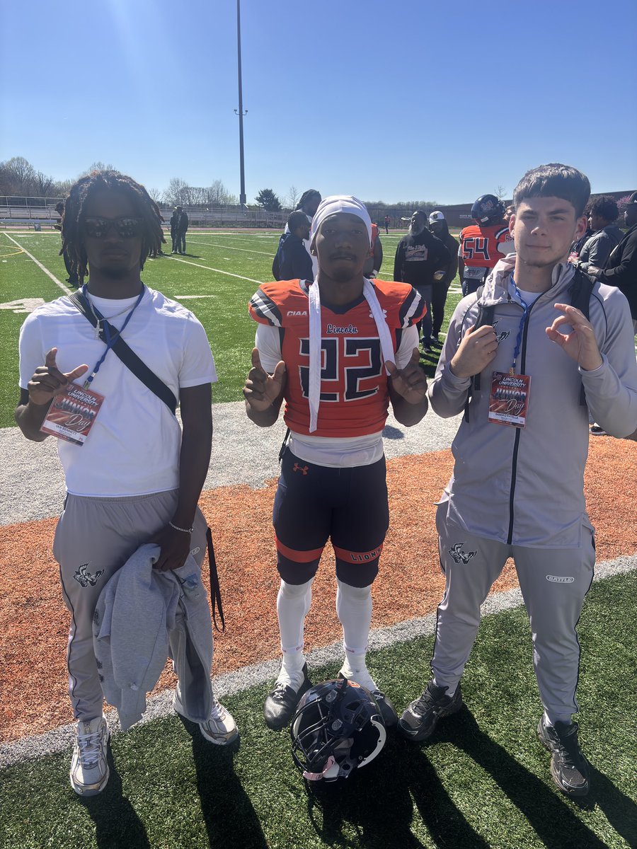 EBtootuff's tweet photo. Had an amazing time going to visit Lincoln University and see what not only there football team is like but the culture and community #lincolnuniversity #NCAA #D2 #CollegeVisit #Football #Meta https://t.co/EVpK4TT5ke