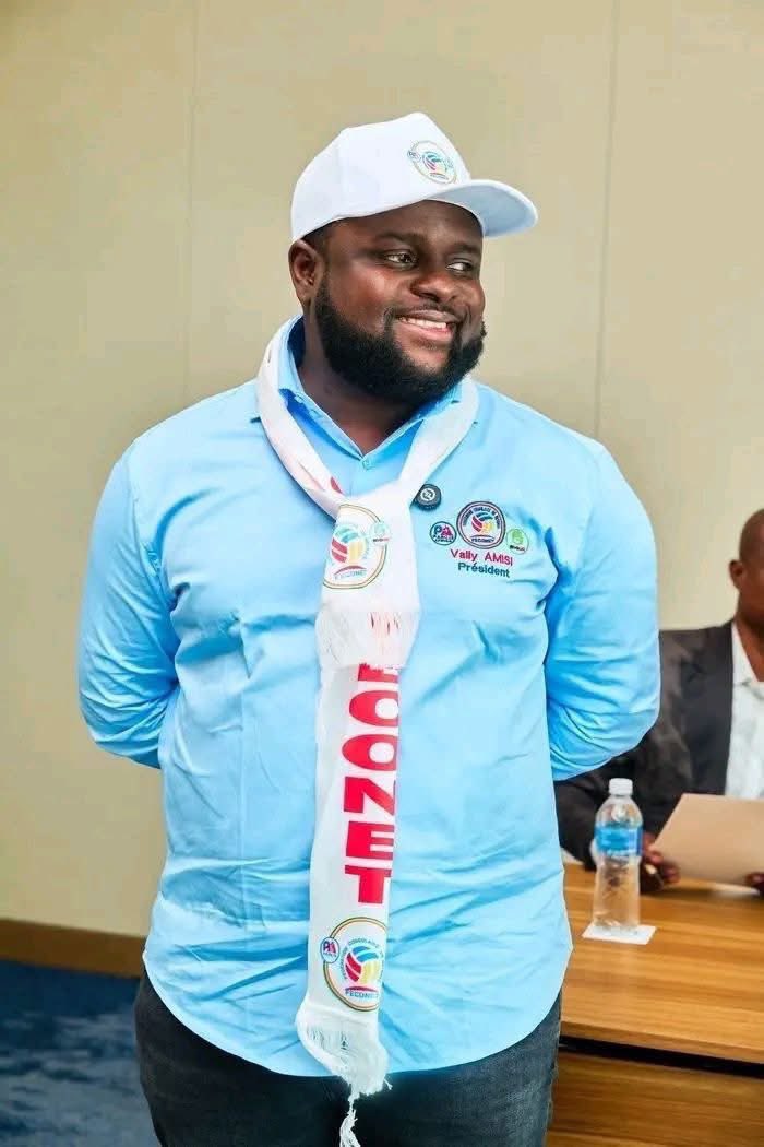 AMINATA OEIL DU CHEF tweet media