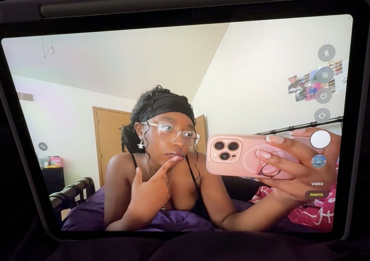 zee ❤︎ tweet media