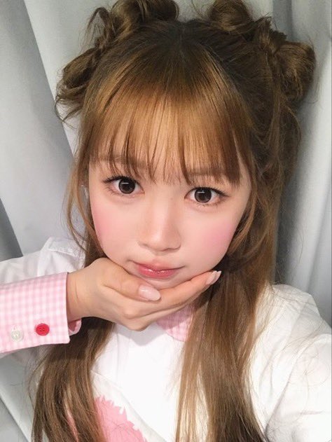 YEON FRANCE tweet media