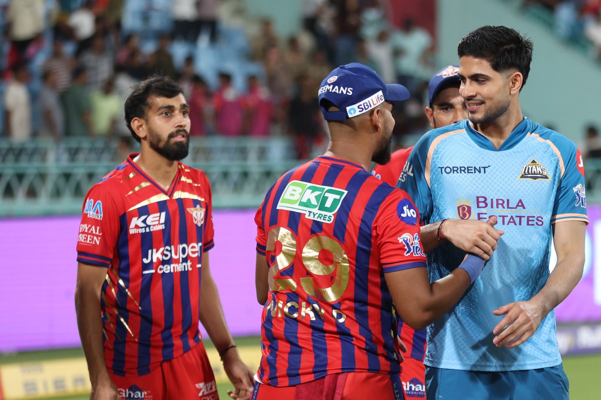 IPL's tweet photo. After the noise, comes the respect ❤️💙
That’s what cricket is all about 🫂
#TATAIPL | #KhelBindaas | #LSGvGT | @gujarat_titans | @LucknowIPL https://t.co/fJu3RrhSVZ