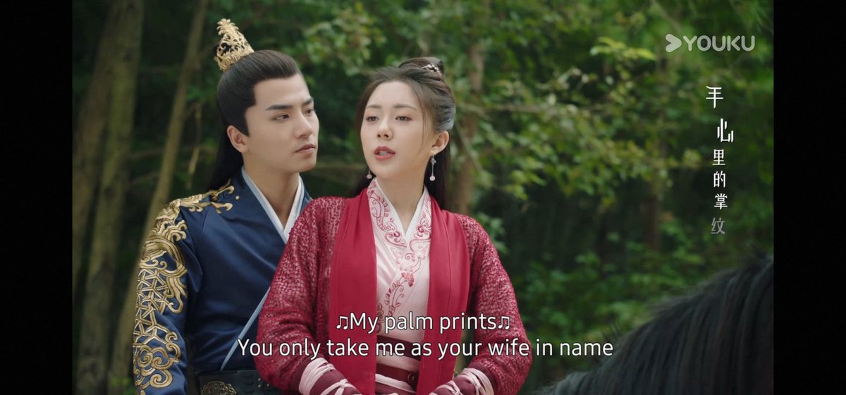 femeec's tweet image. I was looking for a copper but I found a diamond. Now I know it's worth the Youku subscription #GeneralsLady #ep2 so cute 🥰 

She uses him to reclaim her dignity and he just allow her to flex she's the general's wife 🙈😂🥰