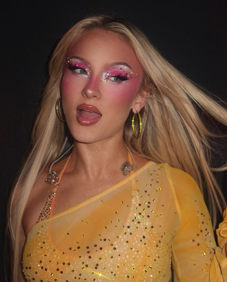 hugmeinnie's tweet image. cb97 x pusspuss97 collab when