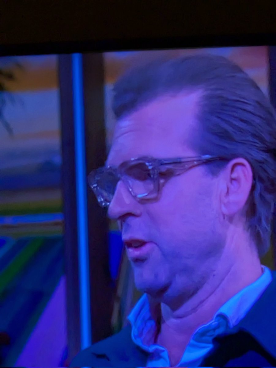 ziekenverzorger's tweet image. Naar ventje, dat lachje al 🤢🤮 #OranjeZondag snel zappen!!