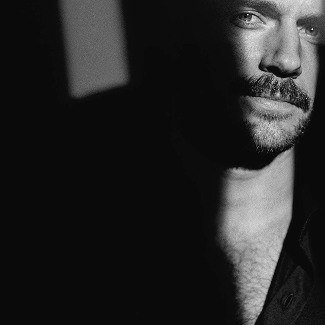 ᴇᴍʀʏs ʏᴀʀʀᴏᴡ tweet media