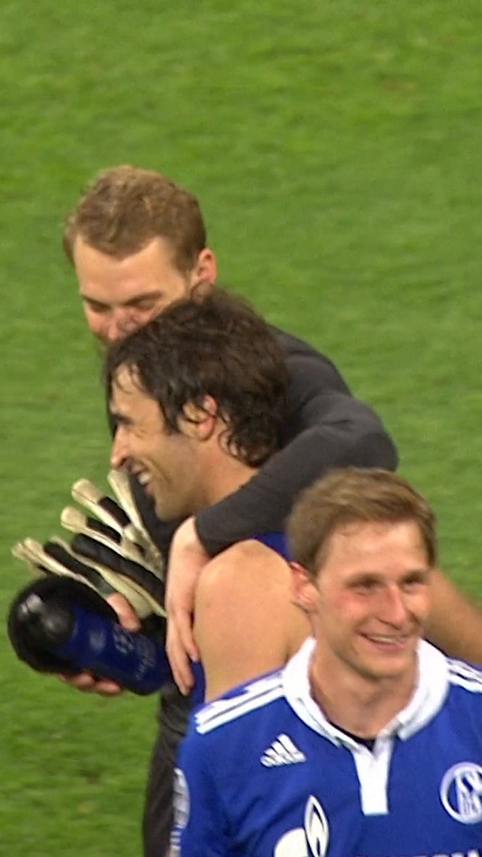 من الذاكرة .. عندما تألق راؤول غونزاليس أمام إنتر وسجل هدفين ... فاز شالكه بـ نتيجة 5/1 