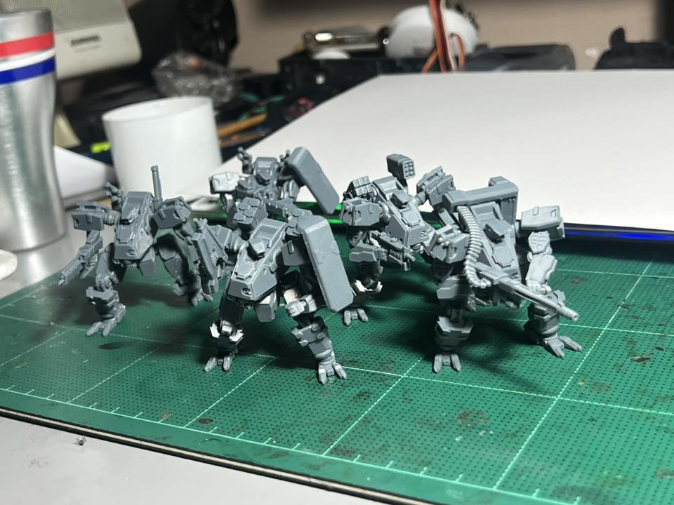 Lewis RK ( Mechalomania ) tweet media