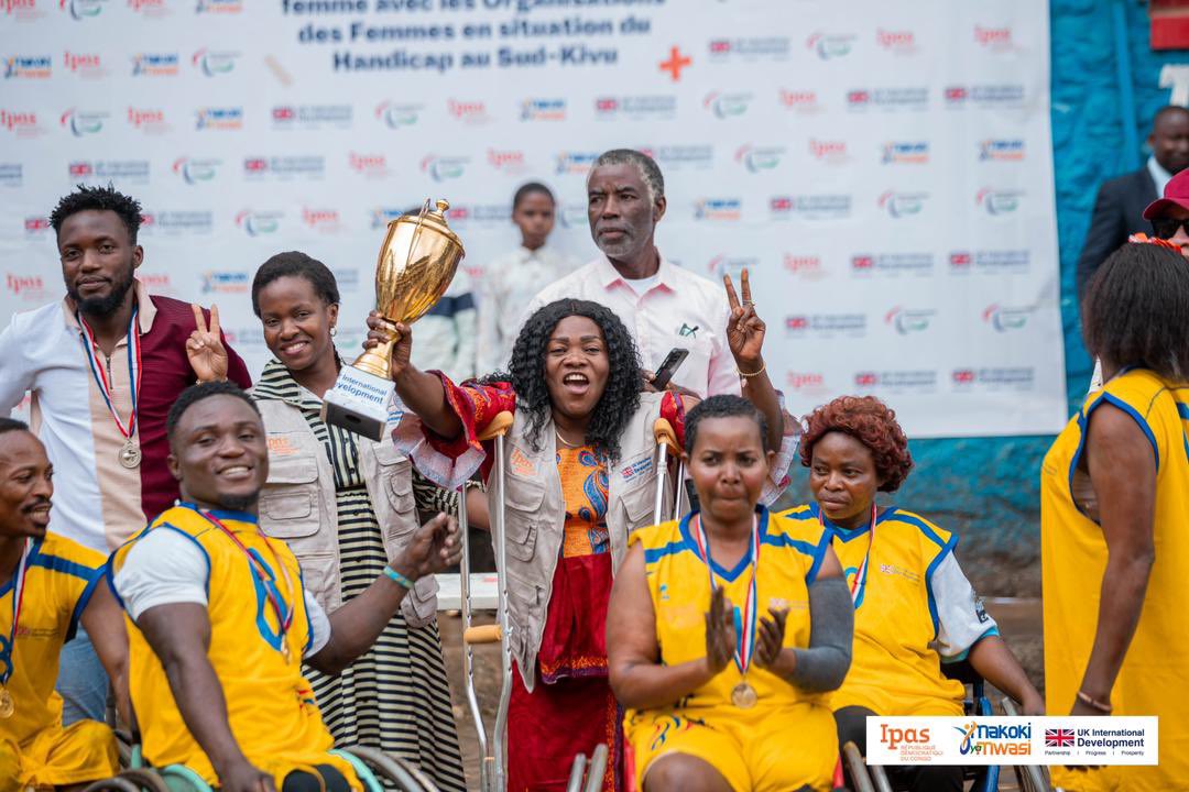 MaryseAkonkwa's tweet image. #SudKivu : @MakokiYaMwasi en collaboration avec les organisations des femmes en situation du handicap s'offrent un moment inoubliable sur un terrain de Basket Ball à l'occasion de la journée internationale de la femme, en promouvant les DSSR auprès des #PVH .#JIF2026 #inclusion