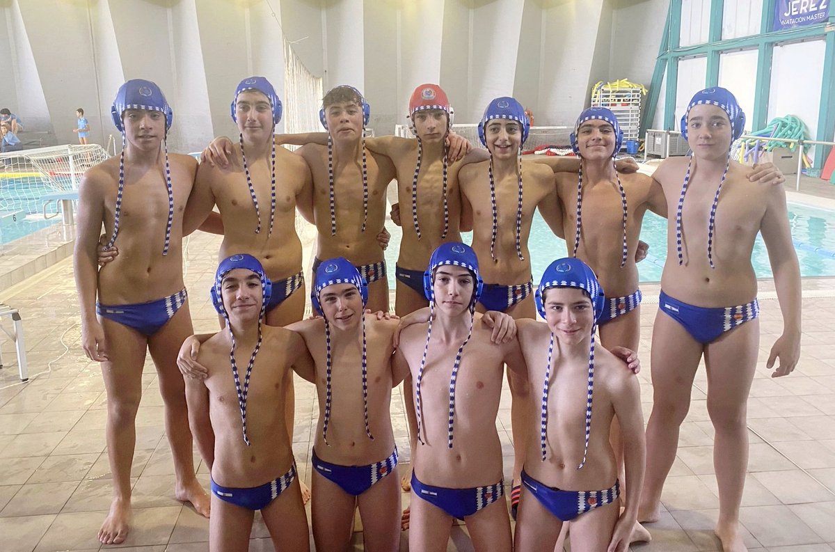 𝐆𝐫𝐚𝐧 𝐣𝐨𝐫𝐧𝐚𝐝𝐚 del Unión Azul en la liga andaluza 💦
✅ Victoria ante CW Algeciras
❌ Derrota ajustada vs CN Caballa
𝐄𝐱𝐜𝐞𝐥𝐞𝐧𝐭𝐞 𝐩𝐫𝐨𝐠𝐫𝐞𝐬𝐢𝐨́𝐧 📈
Próxima cita: fase final (16-17 mayo, Ceuta) 🏆
#waterpolo #jerez #cantera