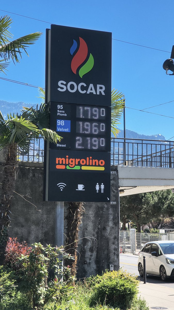 hemue69's tweet photo. @queru_lant Montreux am Mittwoch... https://t.co/xi6tPzHPjB