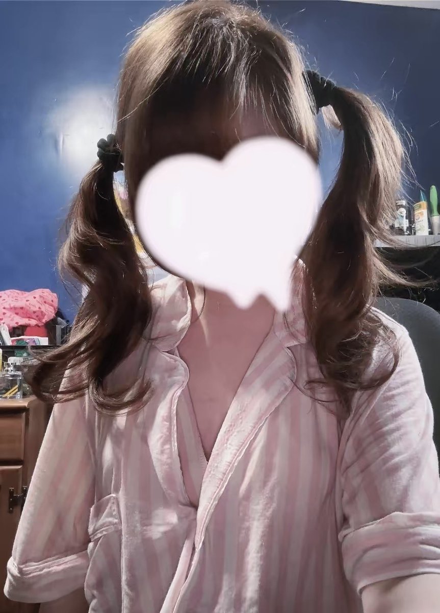 αngel ໒꒱ tweet media