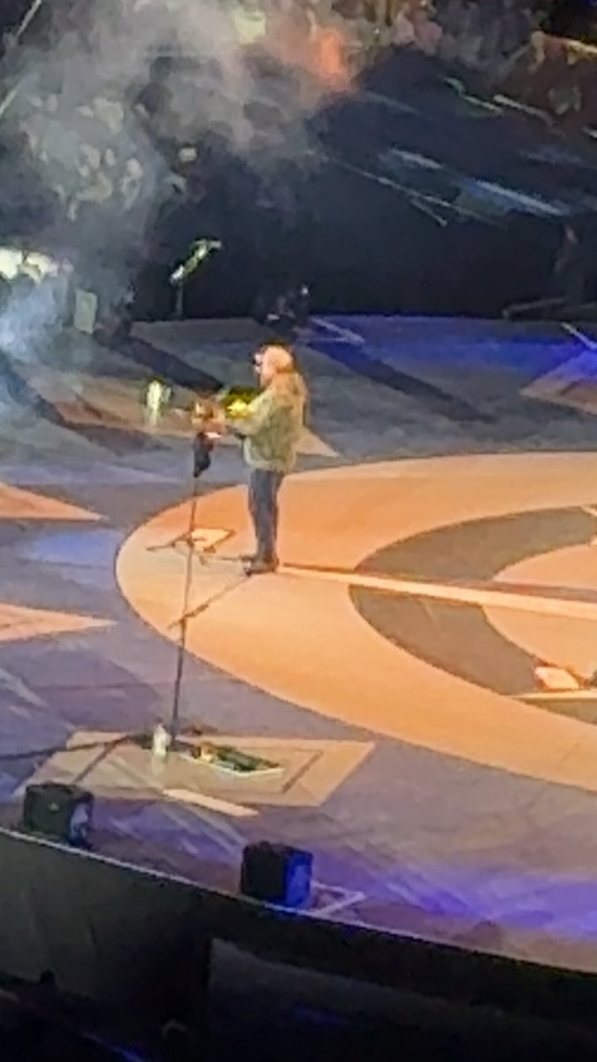 ShadyHo0224's tweet photo. Went an saw Luke Combs, That was the best concert I’ve been to so far!!! https://t.co/XeJRA94lnh