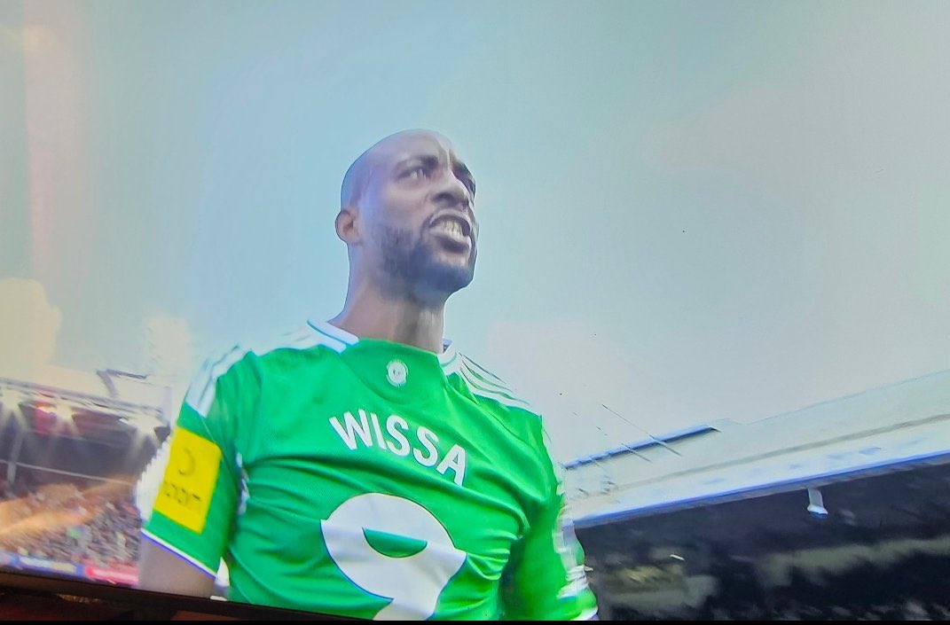 عارف || نيوكاسل 🩶 tweet media