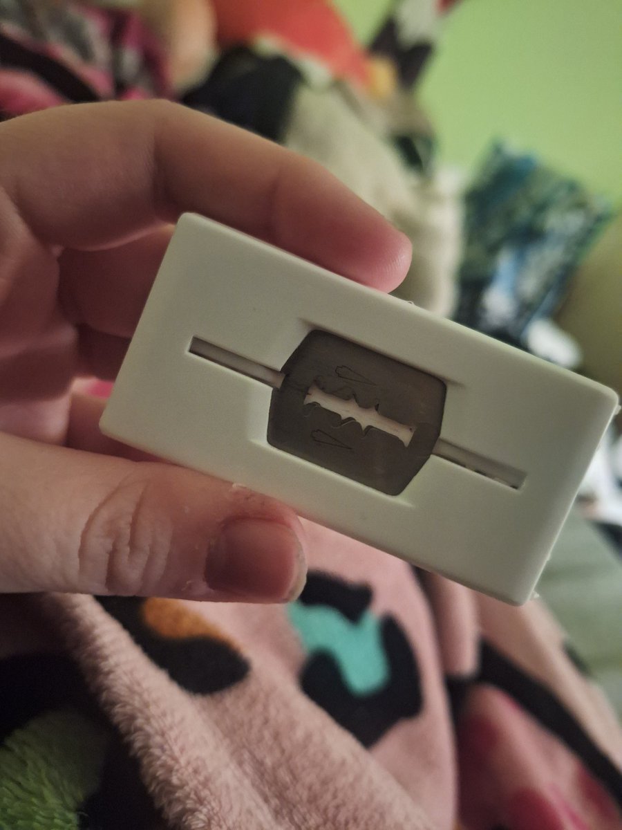 Damien |☆ tweet media