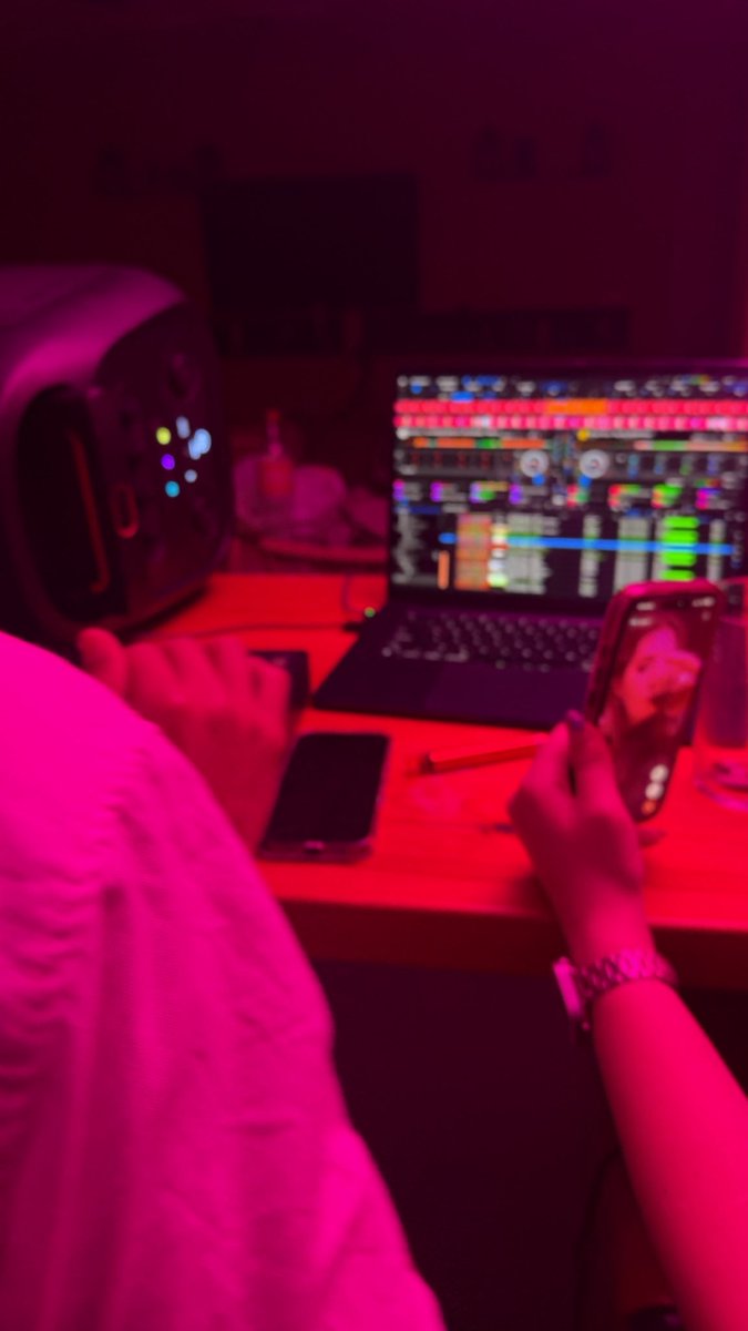 K444🇵🇸 tweet media