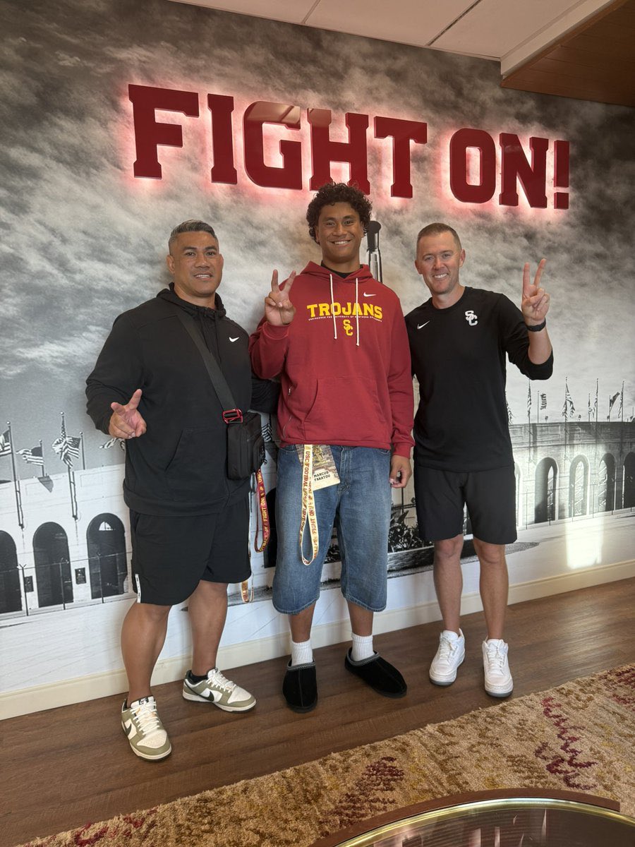Trojan Football ✌️ ᶠᵃⁿ tweet media