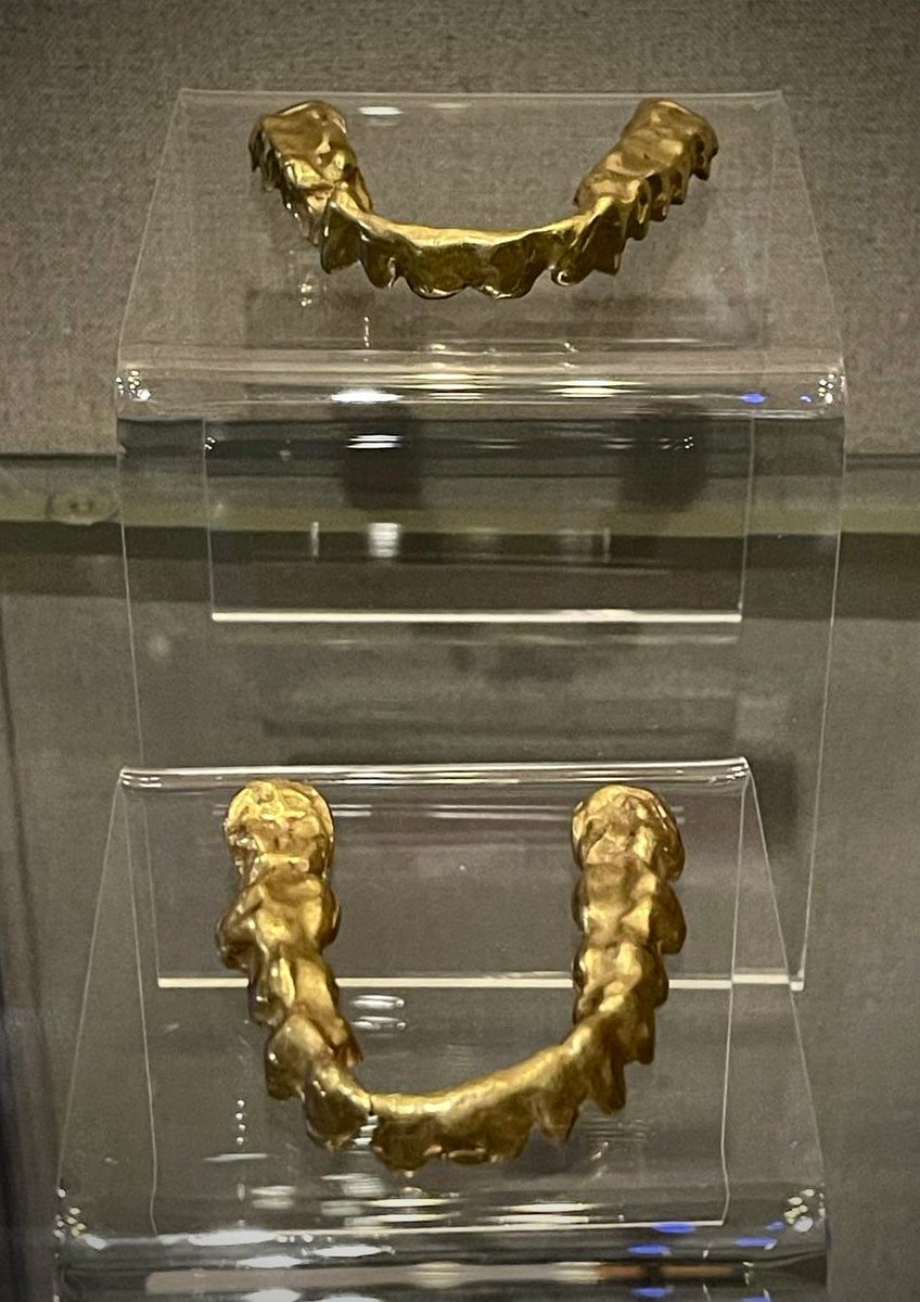 Radioactive Red tweet media