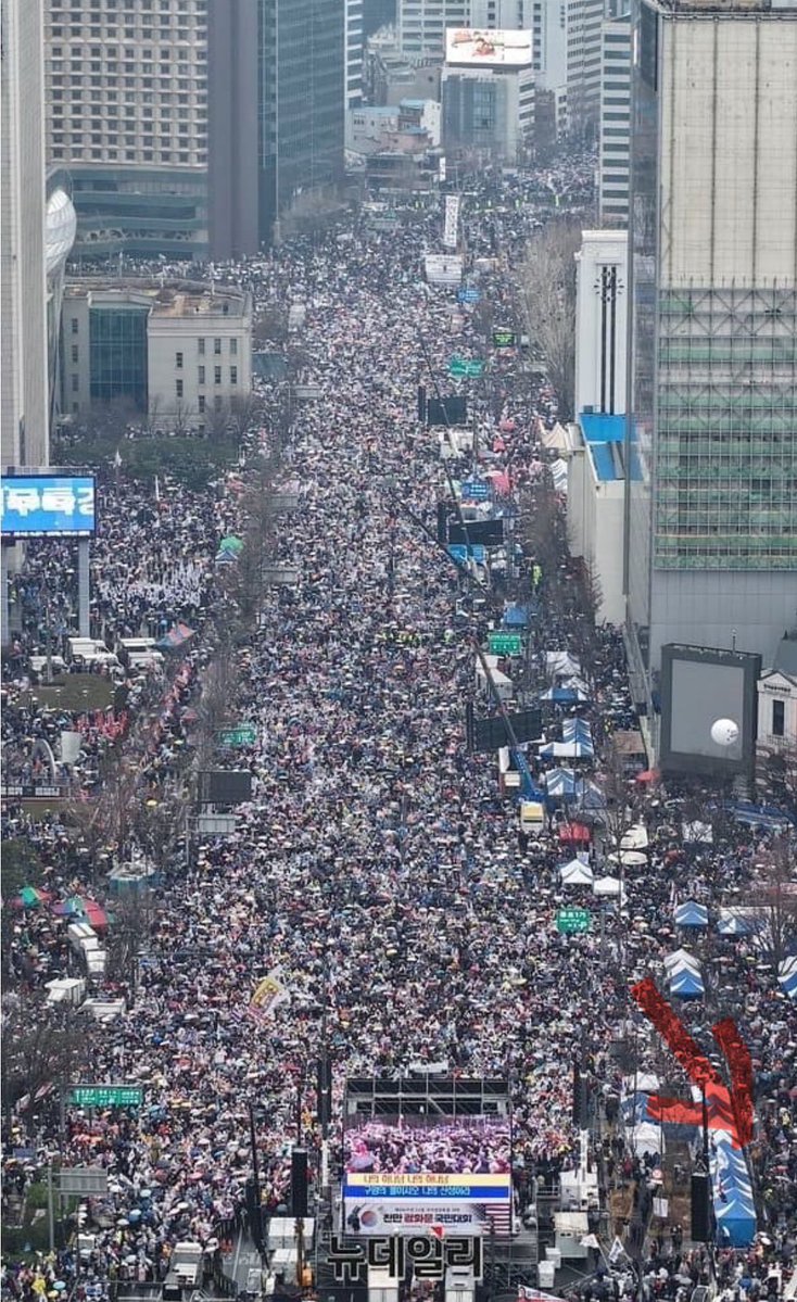 청소부/CLEANER tweet media