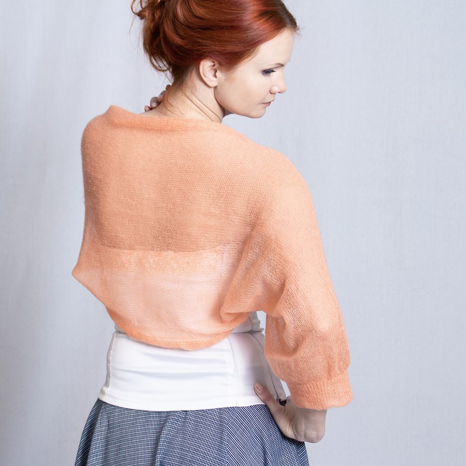 SuperSoftKnits's tweet image. #Light #peach #Wedding #Bolero #Bridalbolero #Bridesmaid #Shrug #Handmade #Mohair #Silk #Knit #Jacket #Dress #CoverUp 

shorturl.at/tKWOW