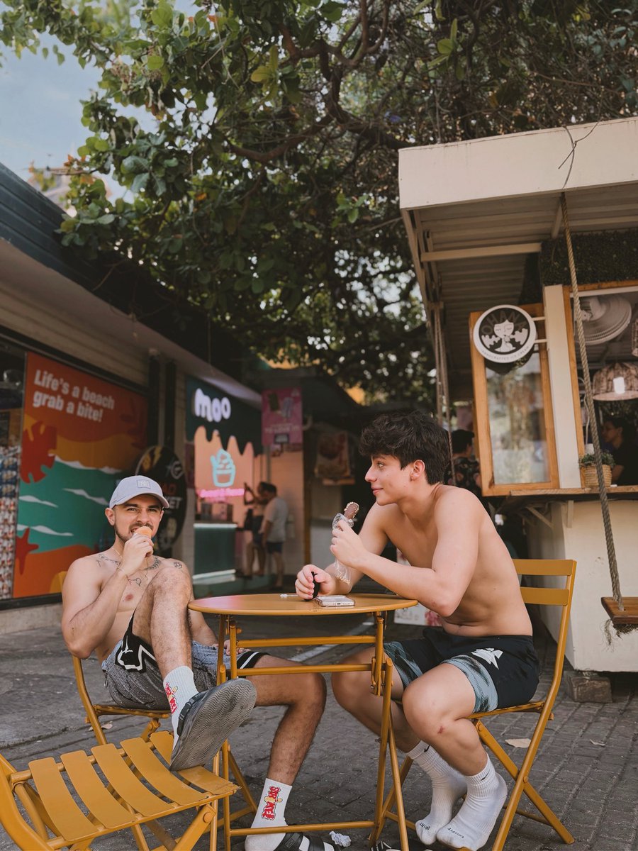 aleoficial93's tweet photo. 🍉🌊 https://t.co/CTa0FYrehy