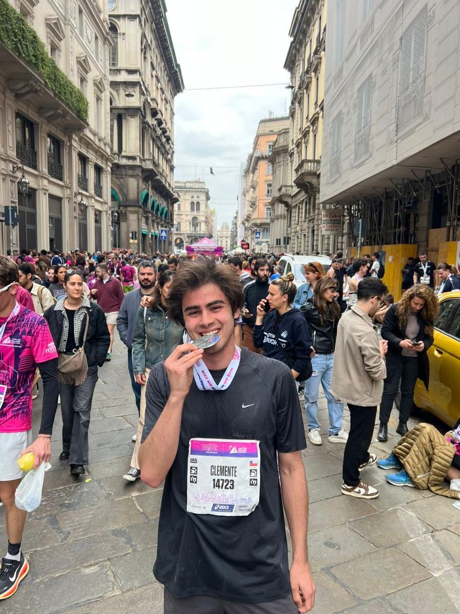 XFuentes's tweet photo. Felicitaciones Clemente (¡42,2 km!) https://t.co/6A7U1xnbfl