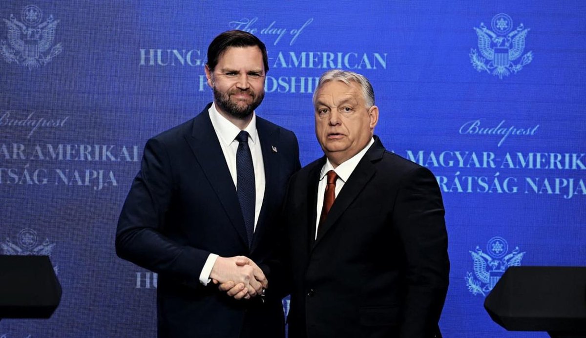 Taralejblog's tweet photo. Благодарим на Тръмп за помощта за свалянето на Орбан. https://t.co/E8zAq5ArD5