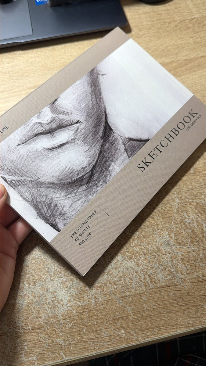 Dariella💙✨поиск мью tweet media