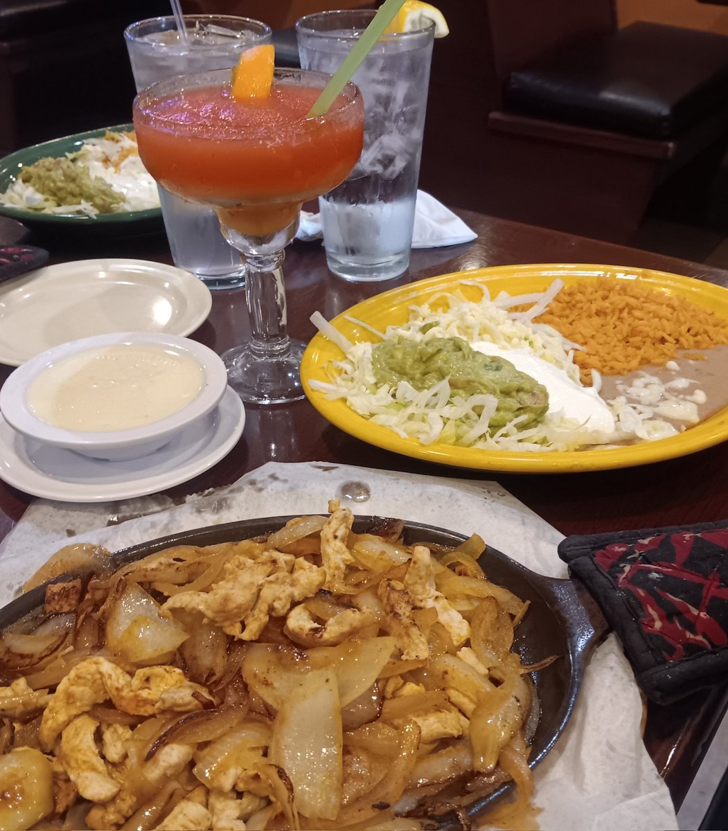 ❤🖤❤🖤 tweet media