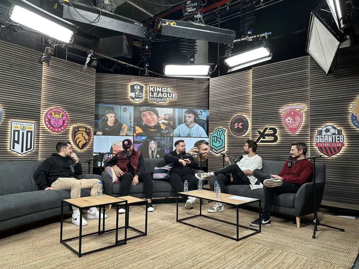 Chris Kings tweet media