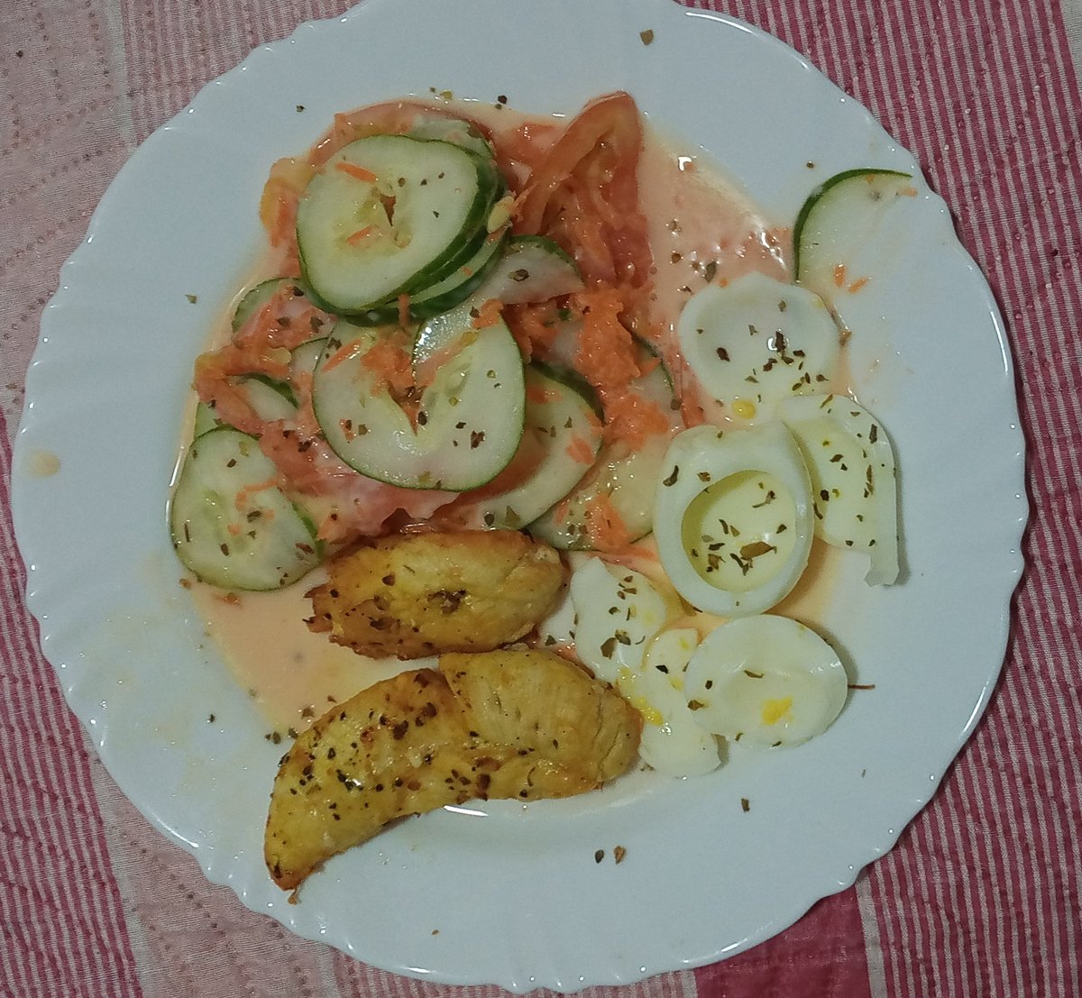 kas tá obeso🍓(–2,7/10) tweet media