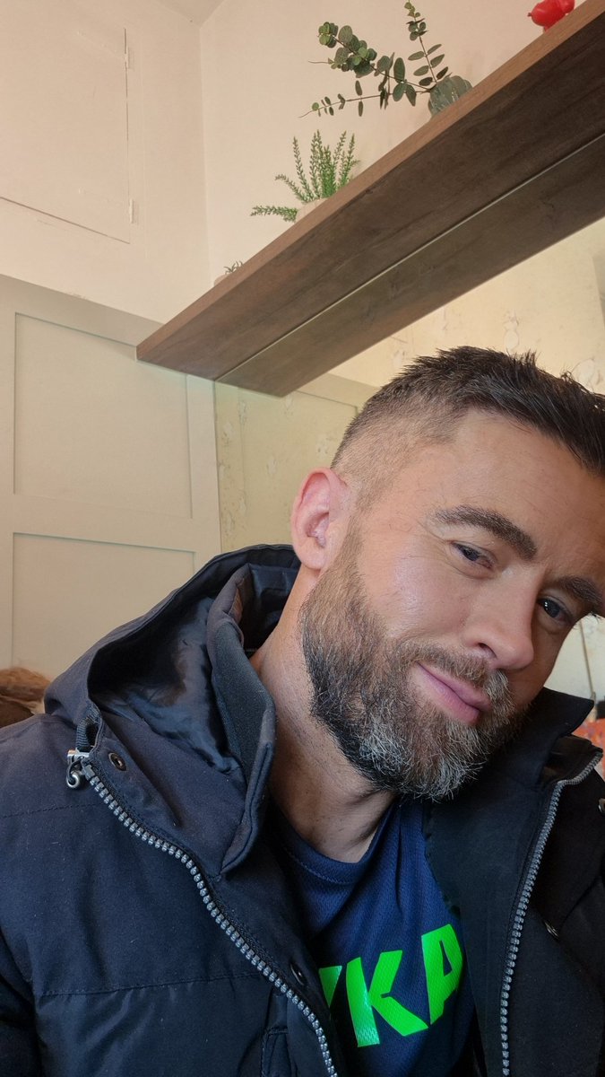 deric_tv's tweet image. Hike day #hiking #Ireland 🇮🇪🤩