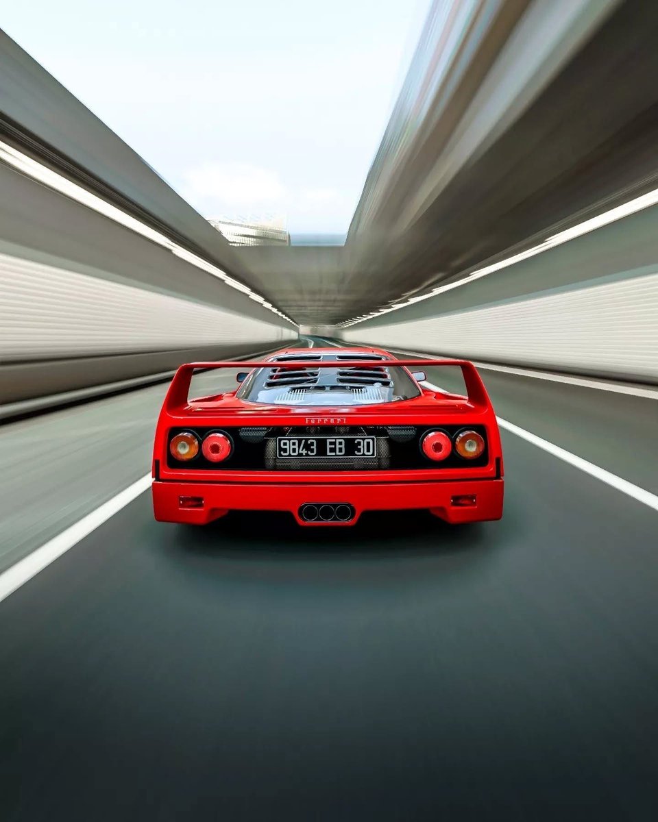 Retromania4ever's tweet image. ✅⬜🟥 #Ferrari F40 ❤️‍🔥