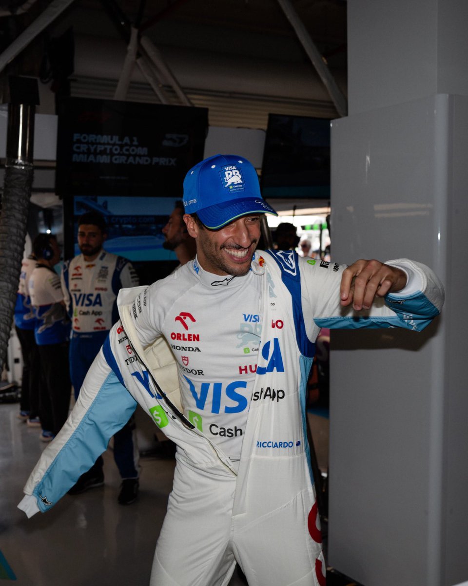 Danny Ric pics that will make you smile tweet media