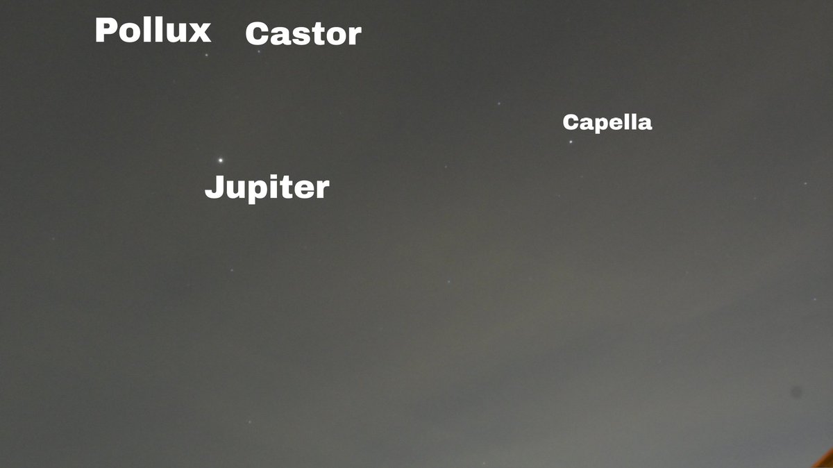 johan_klos's tweet photo. Goedenavond #jupiter is nog mooi even zichtbaar in #westelijke richting met #castor en #pollux in de #tweeling ook de #capella straalt er nog mooi bij #voerman #sterrenhemel https://t.co/DygL6OQJjG