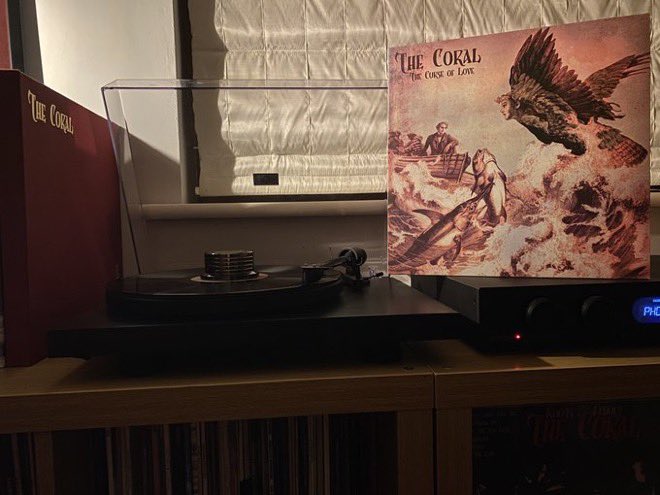 TimSmith2021's tweet image. The Curse of Love by The Coral on the turntable…never sounds like a conventional release, rather a rediscovered dream, brought back to life, with a hazy, time-capsule charm. The songs seem to drift &amp;amp; shimmer…#MasterWork #TheCoral #SundayReset
