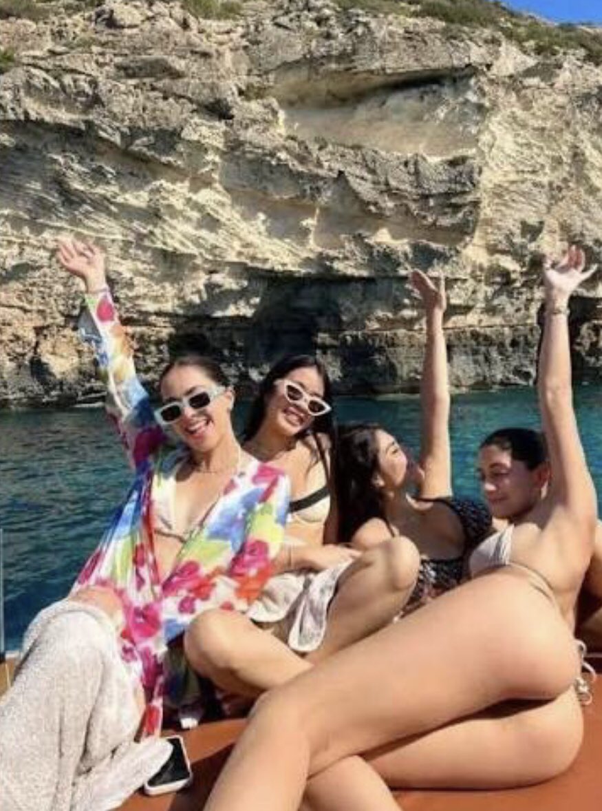 👑LuCiFeR👑 tweet media