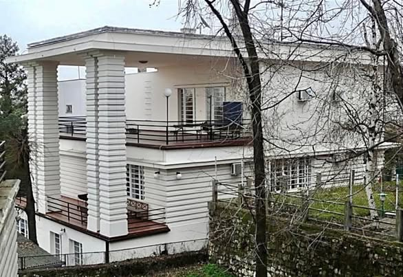 archistar1's tweet image. Villa Karl Reich, 1930-1931
Belgrado, Serbia 🇷🇸
#Architetto Dušan Babić
📷Sally Jo - SJ
#ArtDeco
