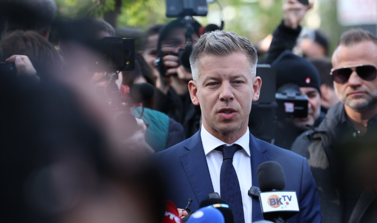 RihoTerras's tweet image. Congrats to Péter Magyar (@magyarpeterMP).

Three big tasks lie ahead for the upcoming PM:
🔹Unite a divided society
🔹Find the courage to support 🇺🇦
🔹Shift 🇭🇺 from populism towards a right-wing, pro-#EU course

Wishing him strength and clarity!🤝

@EPPGroup 
@Europarl_EN