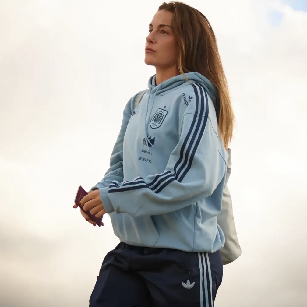 Gᴀʙɪ| jurídico Isa Haas tweet media